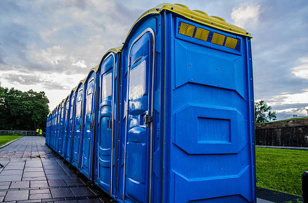 Best Restroom trailer rental cost  in Mount Vernon, OH